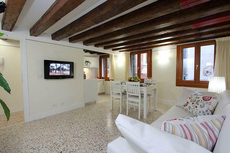 Alberto Apartment In Венеция Экстерьер фото
